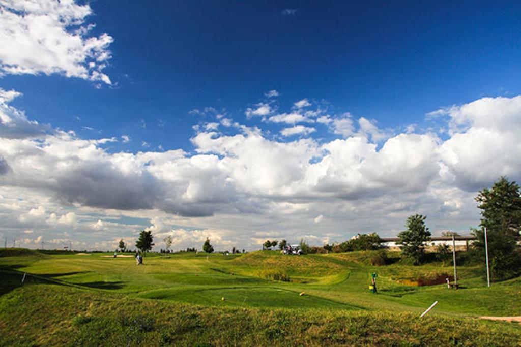Bernstein Acamed Resort Nienburg  ภายนอก รูปภาพ