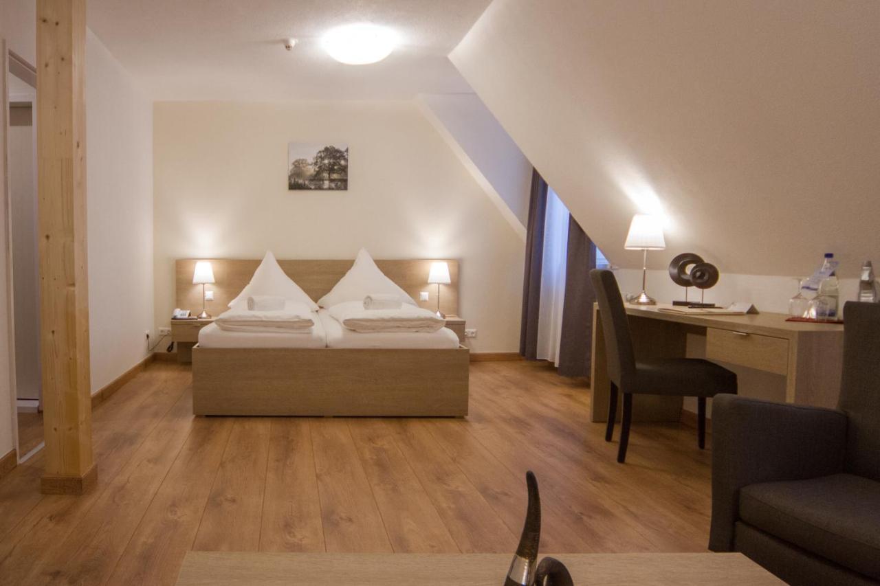 Bernstein Acamed Resort Nienburg  ภายนอก รูปภาพ